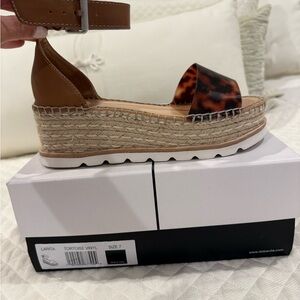 Dolce Vita Brown Espadrilles with Chic Design